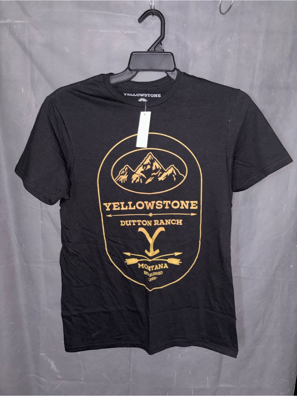 Yellowstone Dutton Ranch Montana graphic tee Graphic Tee in Black Size Medium